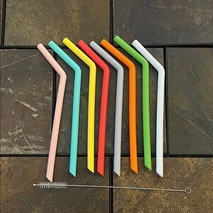 Colorful 10” Silicone Straw Set of 8 for Stainless Steel Tumblers/Cups- EUC